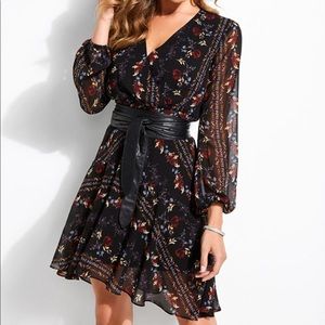 Guess Party Dress 💃🏻 floral flounce black mini